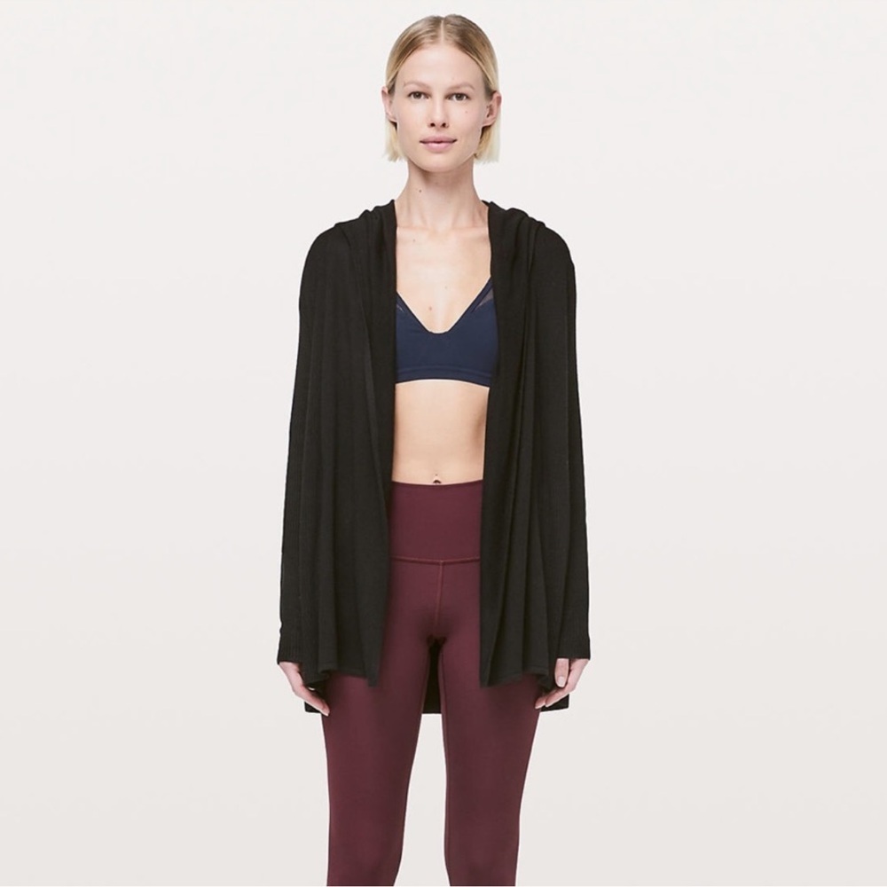 Lululemon Cardigan Wrap Size 6‎ Black